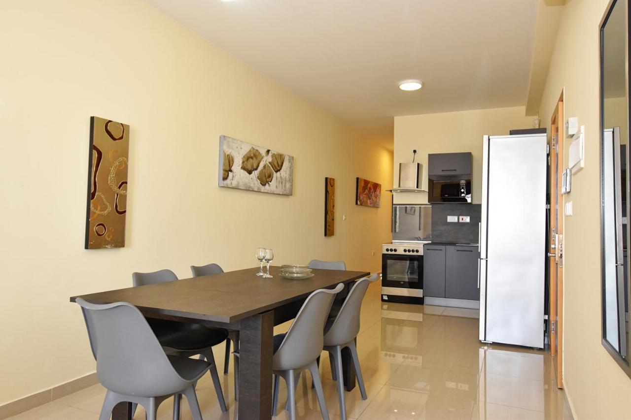 דירות Gzira 101 Moroni By Cast Renting מראה חיצוני תמונה